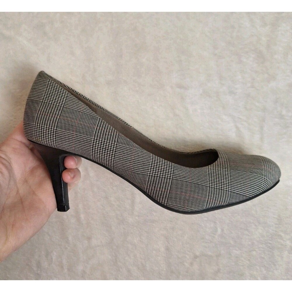 Comfort Plus Predictions Shoes Heel Gray Black Plaid 8W Pump Slip 3"  Flexible